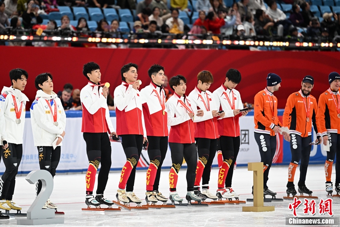 世巡赛北京站3金2铜收官 中国短道队展现进步与