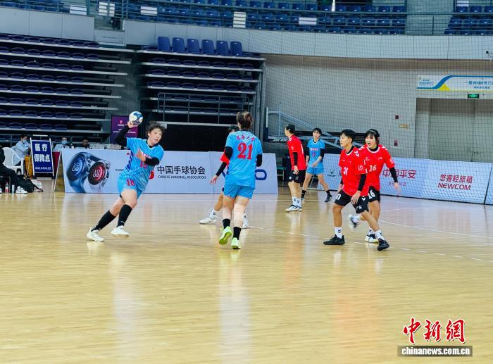 2025全国青年女子手球锦标赛在青海开幕 240名运动