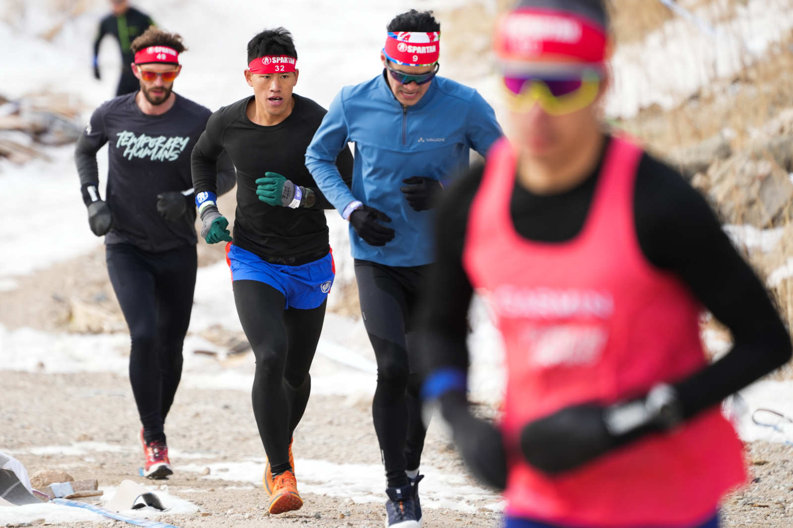 张家口云顶滑雪公园打响斯巴达勇士赛首站 王子