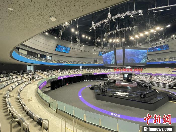 杭州亚运会电竞项目首秀引爆热潮，文化元素助