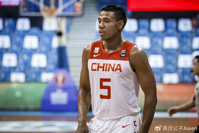 祝铭震状态低迷难撑顶薪合同引热议